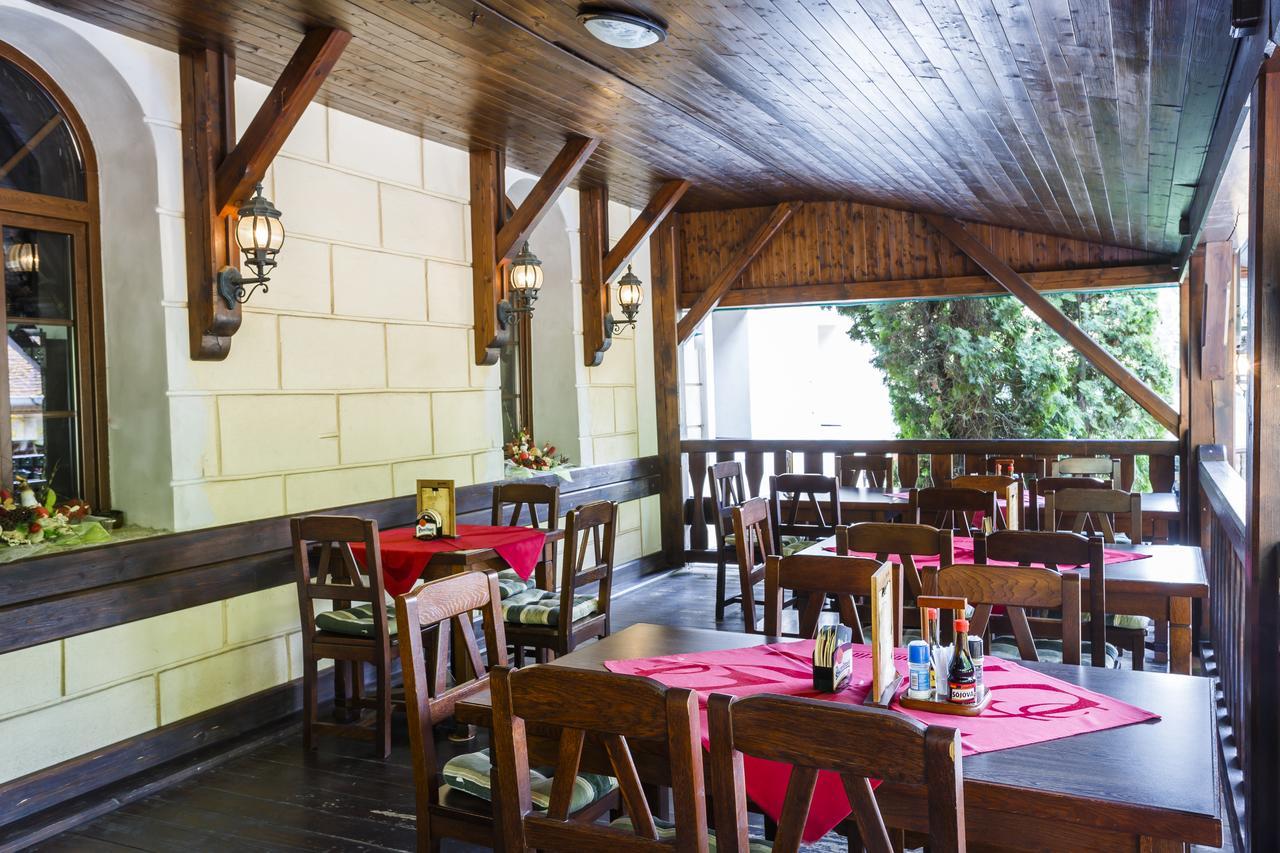 Lovecky Zamecek Buchlovice Exterior photo