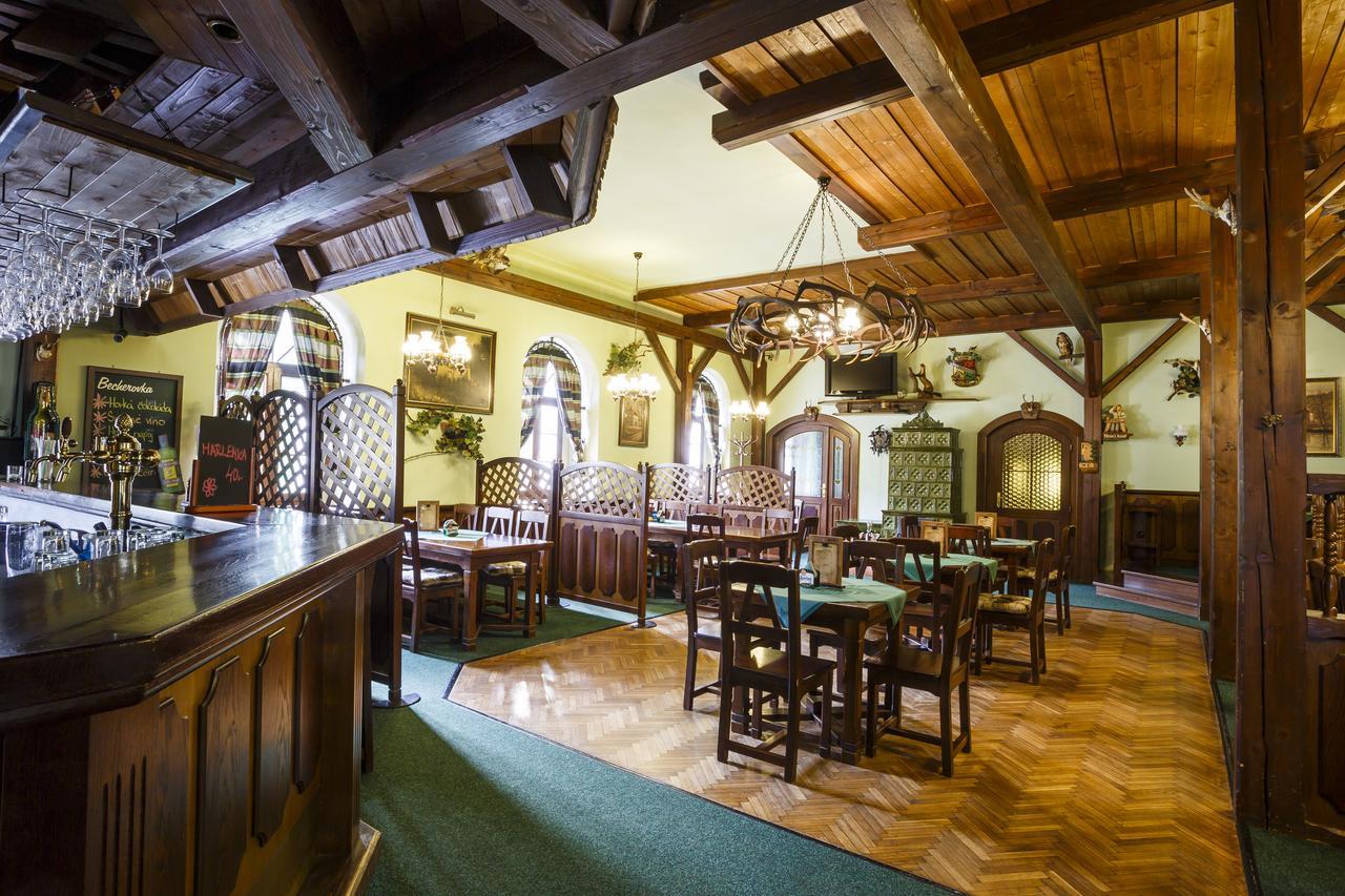 Lovecky Zamecek Buchlovice Exterior photo